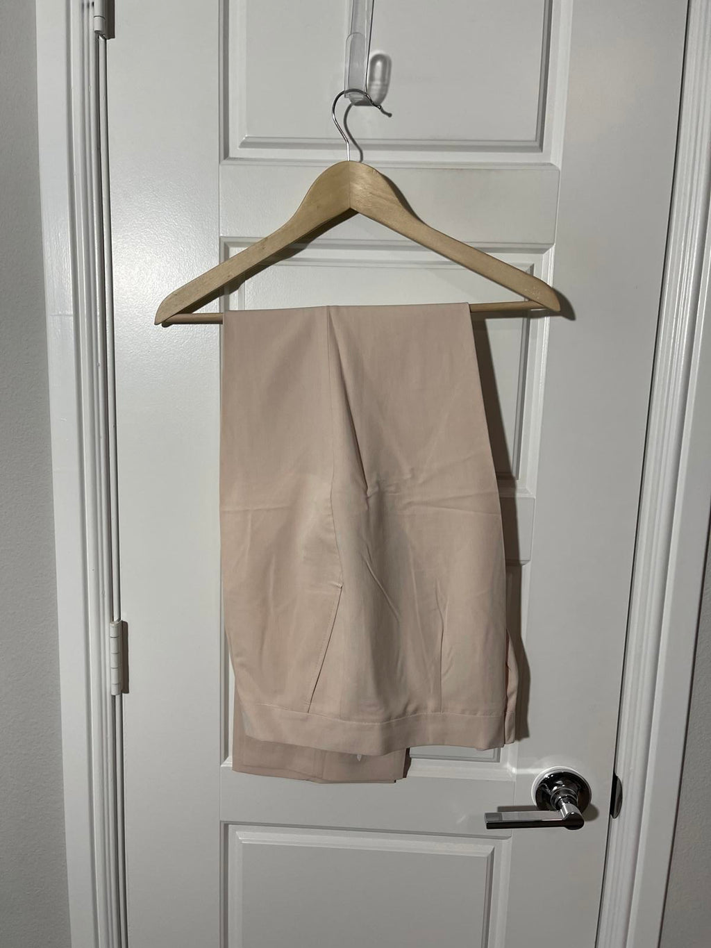 Women’s Dress Suit Size L Beige 2 Pieces