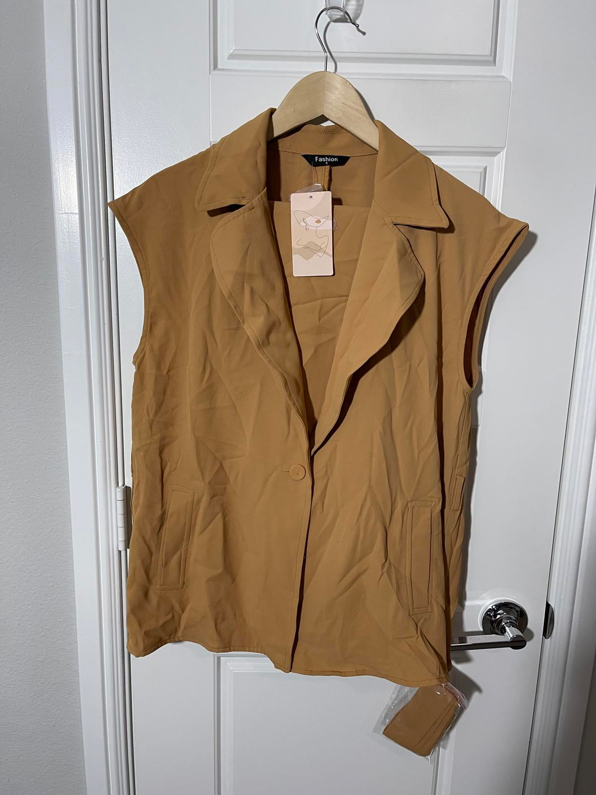 Women’s Dress Suit Size S Yellow 2 Pieces