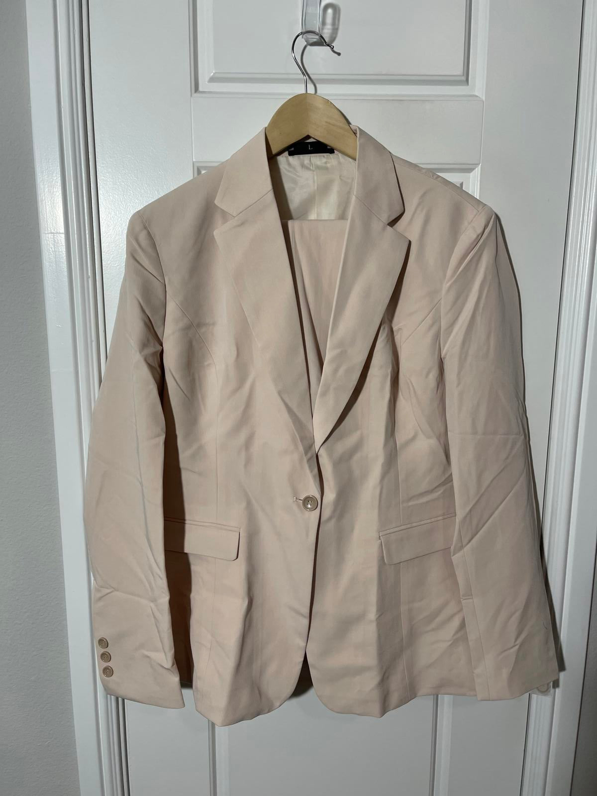 Women’s Dress Suit Size L Beige 2 Pieces